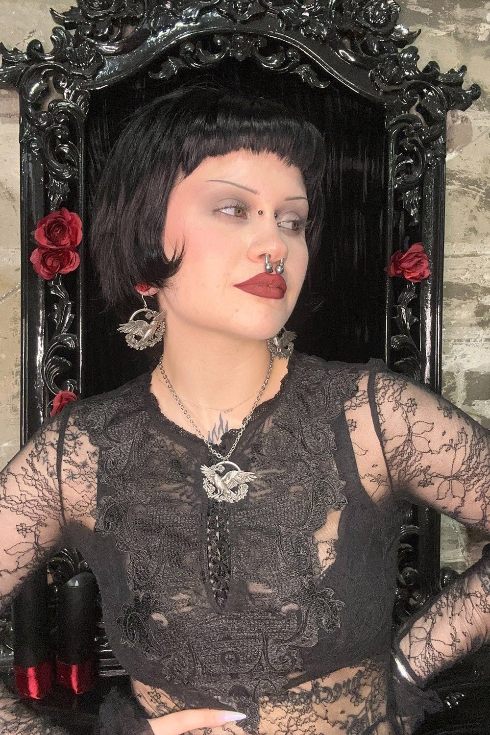 A Murder in the Roses Necklace - Image 6