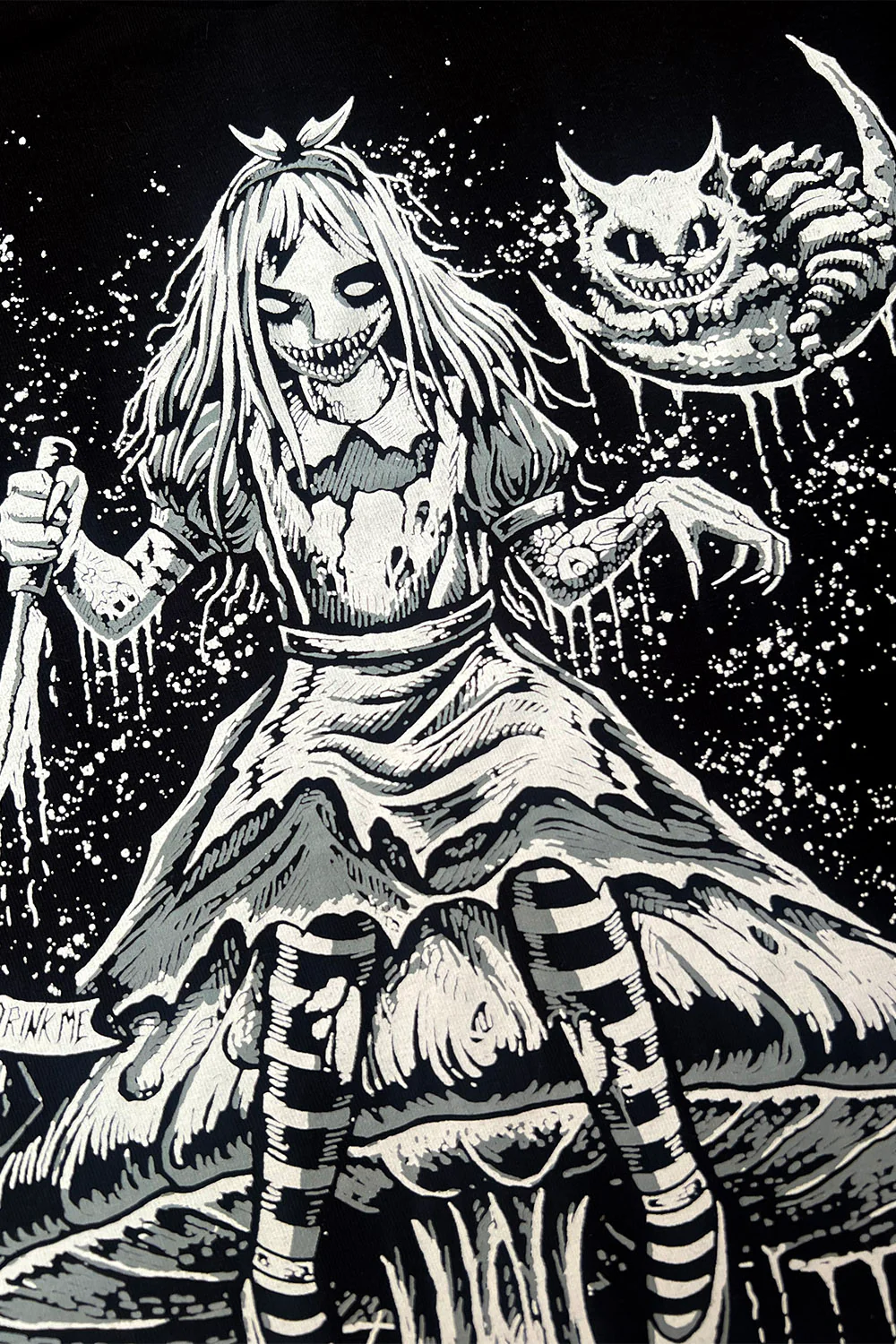Alice Down The Rabbit Hole T-shirt - Image 8