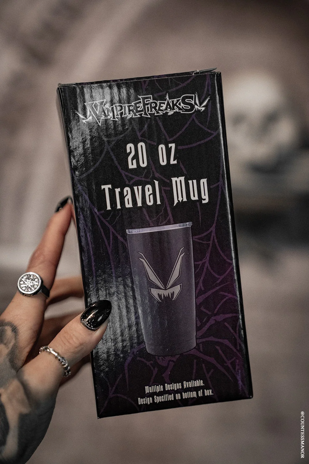 Alice In Murderland 20 oz Travel Mug - Image 6