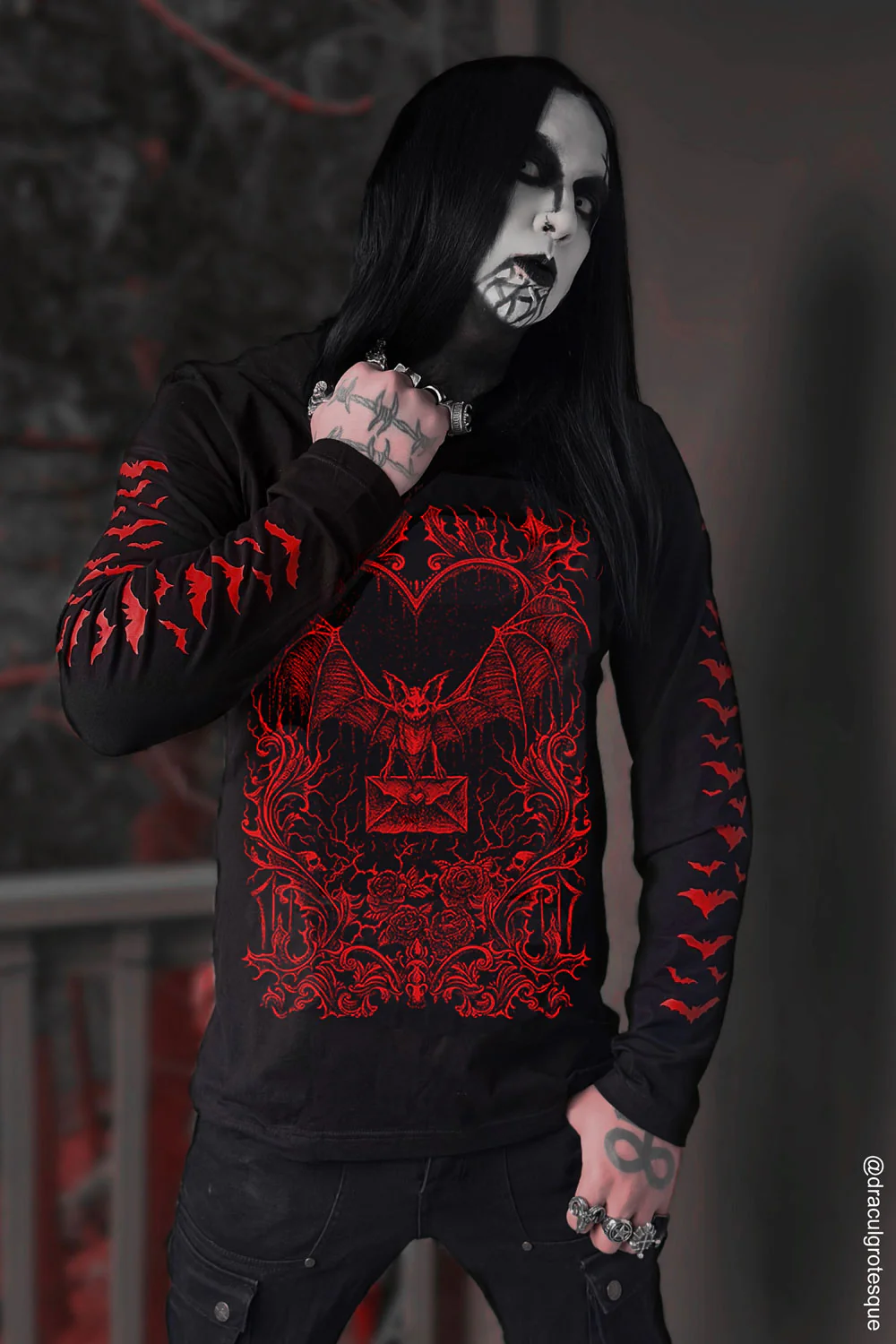 Bat Romance T-shirt [Blood Red] - Image 3