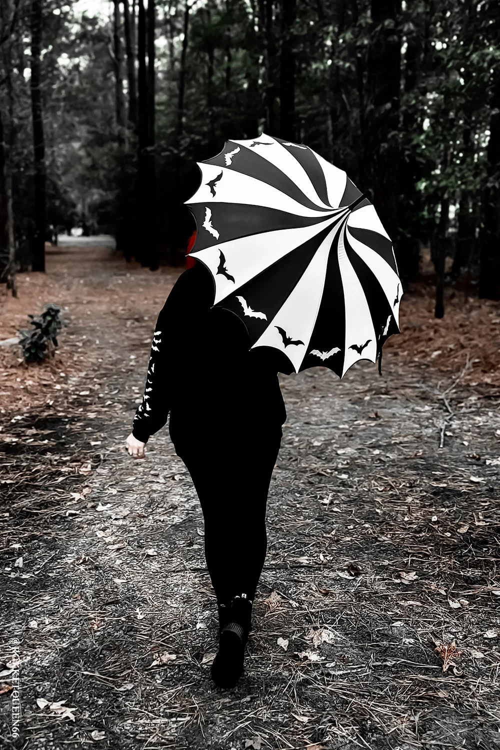 Batwing Pagoda Umbrella [Batty Black/White] - Image 2