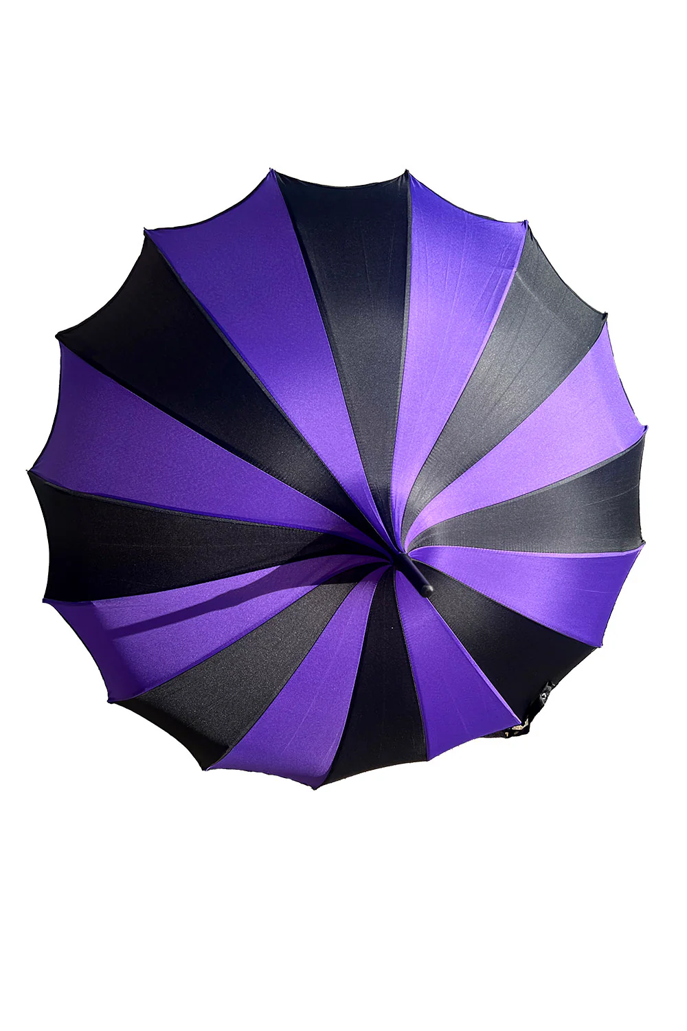 Batwing Pagoda Umbrella [BLACK/DARK PURPLE] - Image 2
