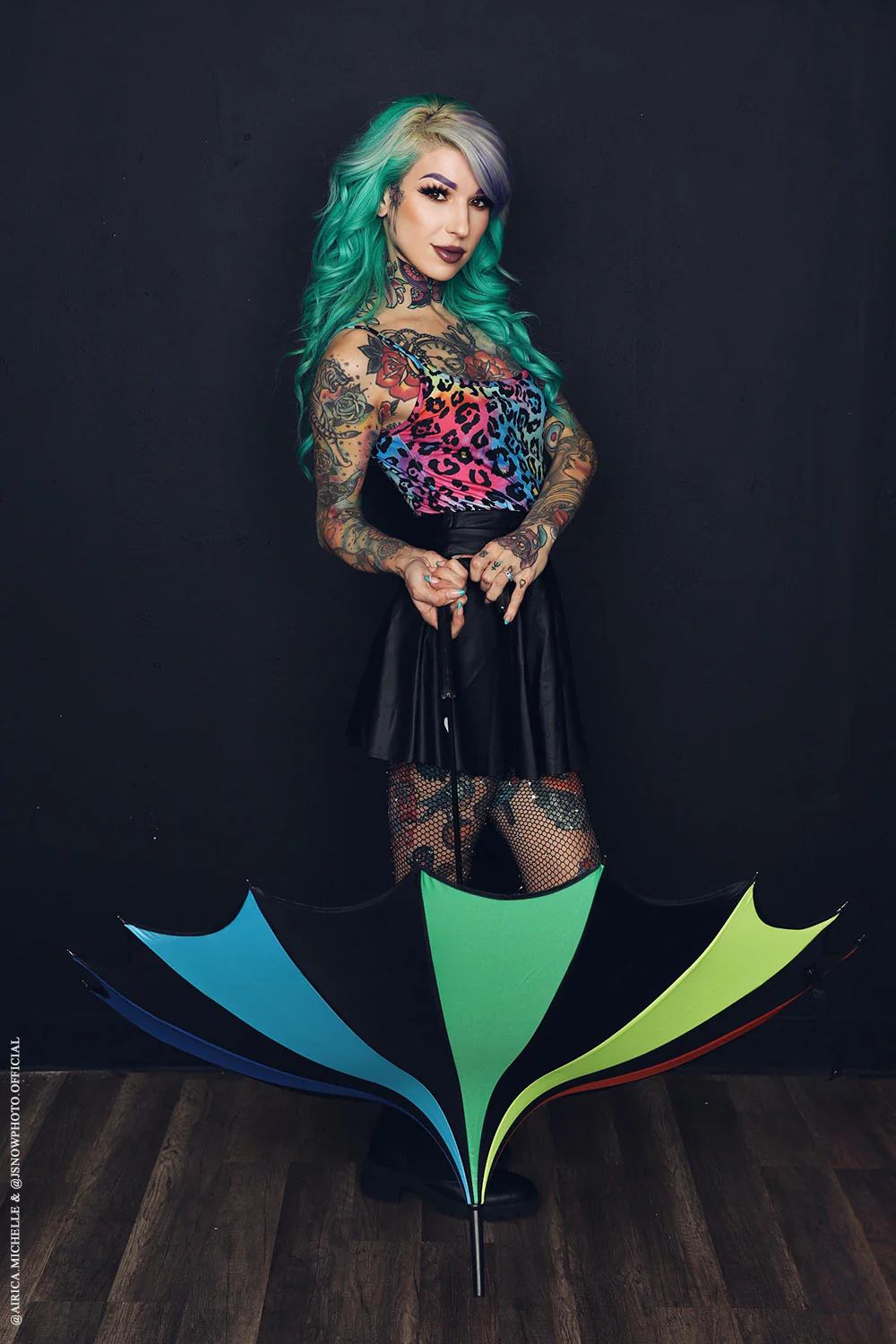 Batwing Pagoda Umbrella [Goth Rainbow] - Image 10