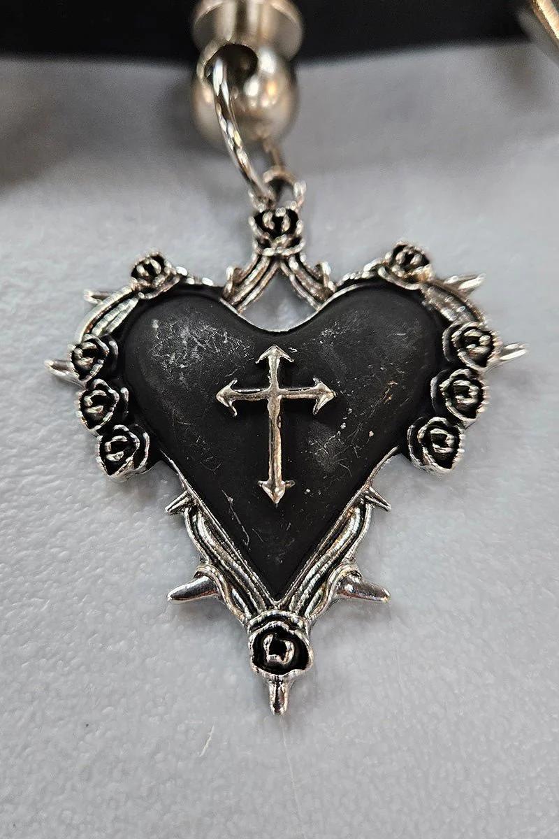 Black Hearted Spiked Choker [Defective] - Image 2