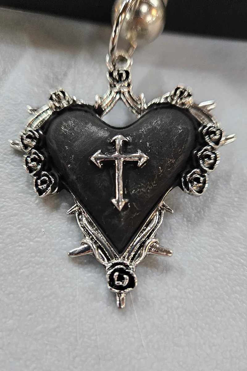 Black Hearted Spiked Choker [Defective] - Image 3