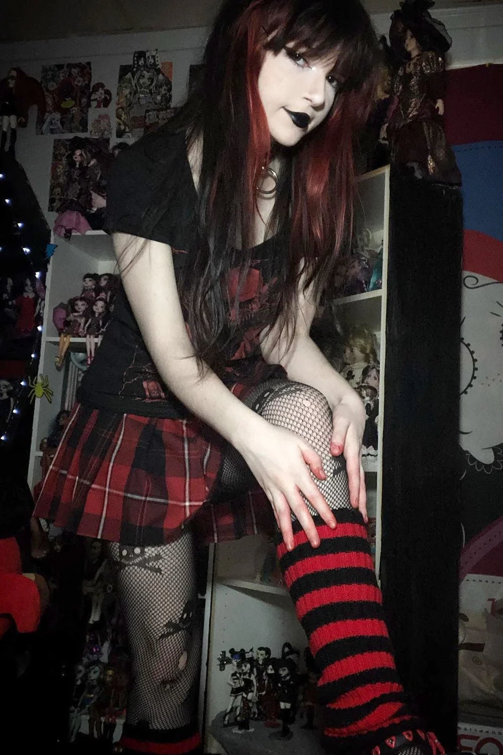 Bloodthirst Striped Leg Warmers [BLACK/RED] - Image 6