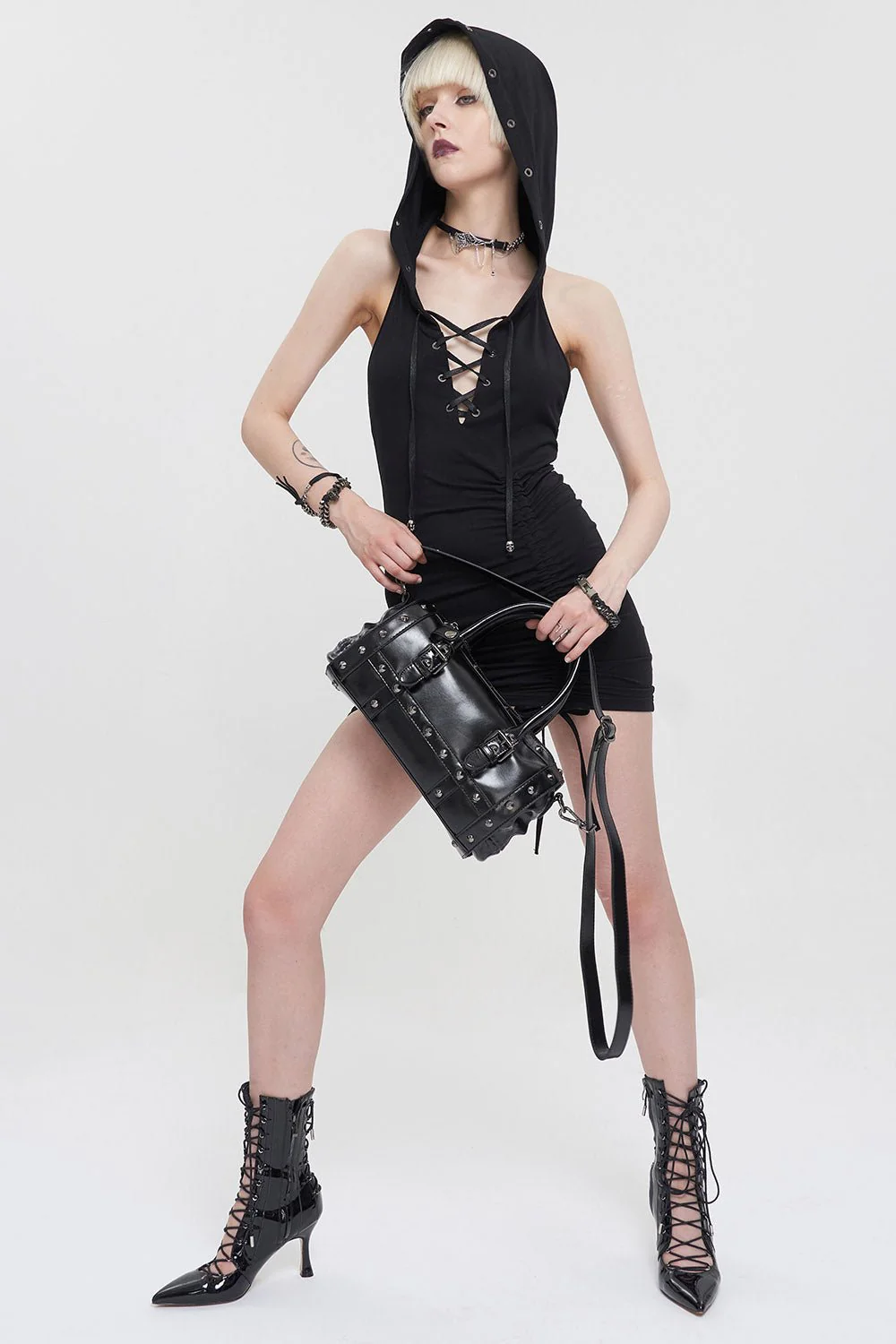 Buried Bones Skull Bag - Image 7