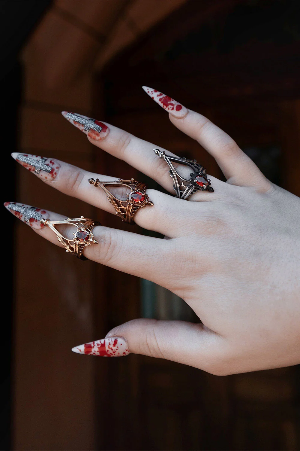 Cathedral Solace Ring [Vintage Dark/Rose Gold] - Image 2