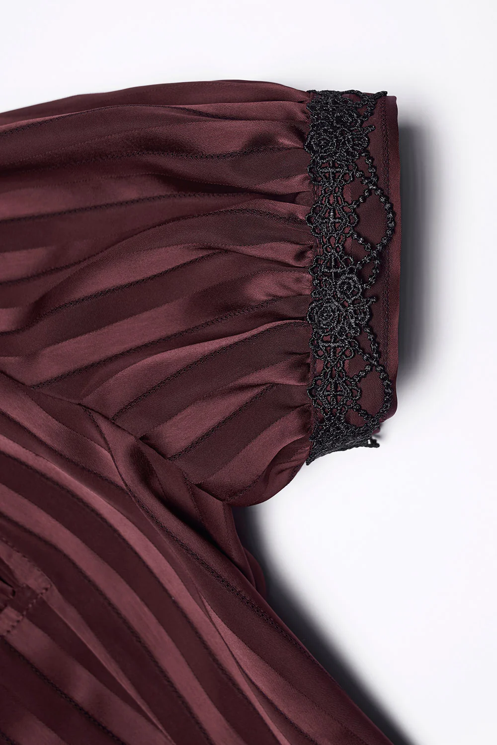 Crimsonlace Puff Sleeve Top [Red Merlot] - Image 10
