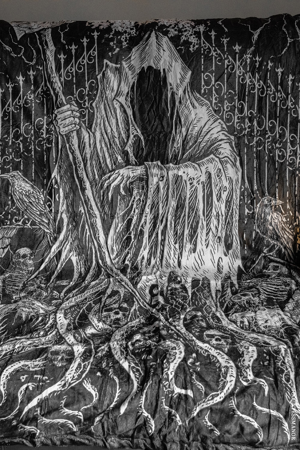 Dark Force Reaper Throw Blanket - Image 3