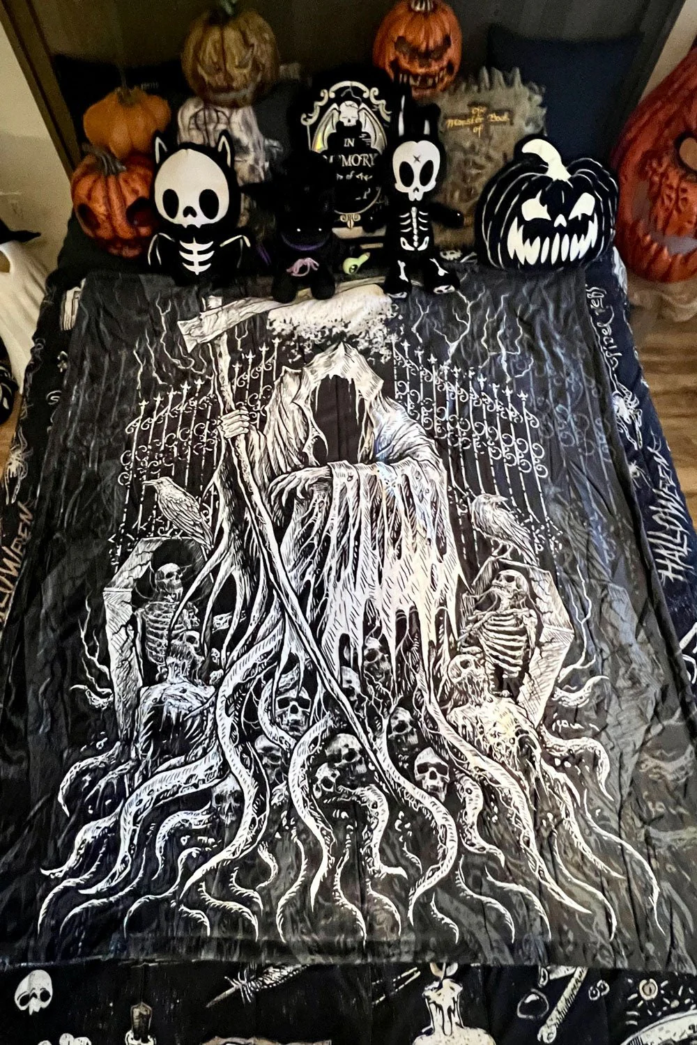 Dark Force Reaper Throw Blanket - Image 5