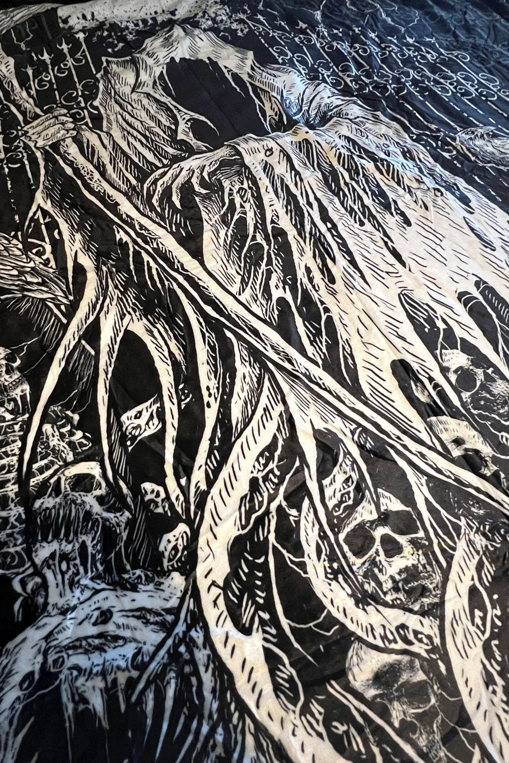 Dark Force Reaper Throw Blanket - Image 7