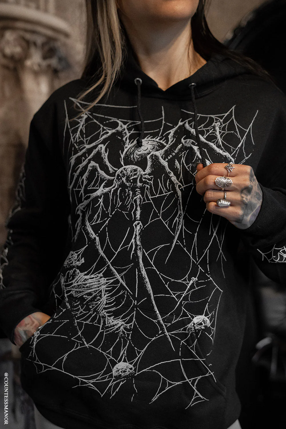 Death Spider Hoodie [Spiderweb Sleeves] - Image 11