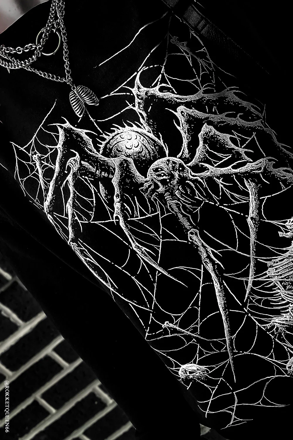 Death Spider Sweatshirt [Spiderweb Sleeves] - Image 6