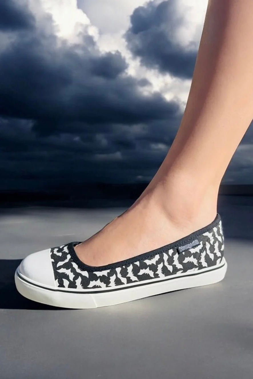 Emily Bat Sneaker Flats [Black/White] - Image 2