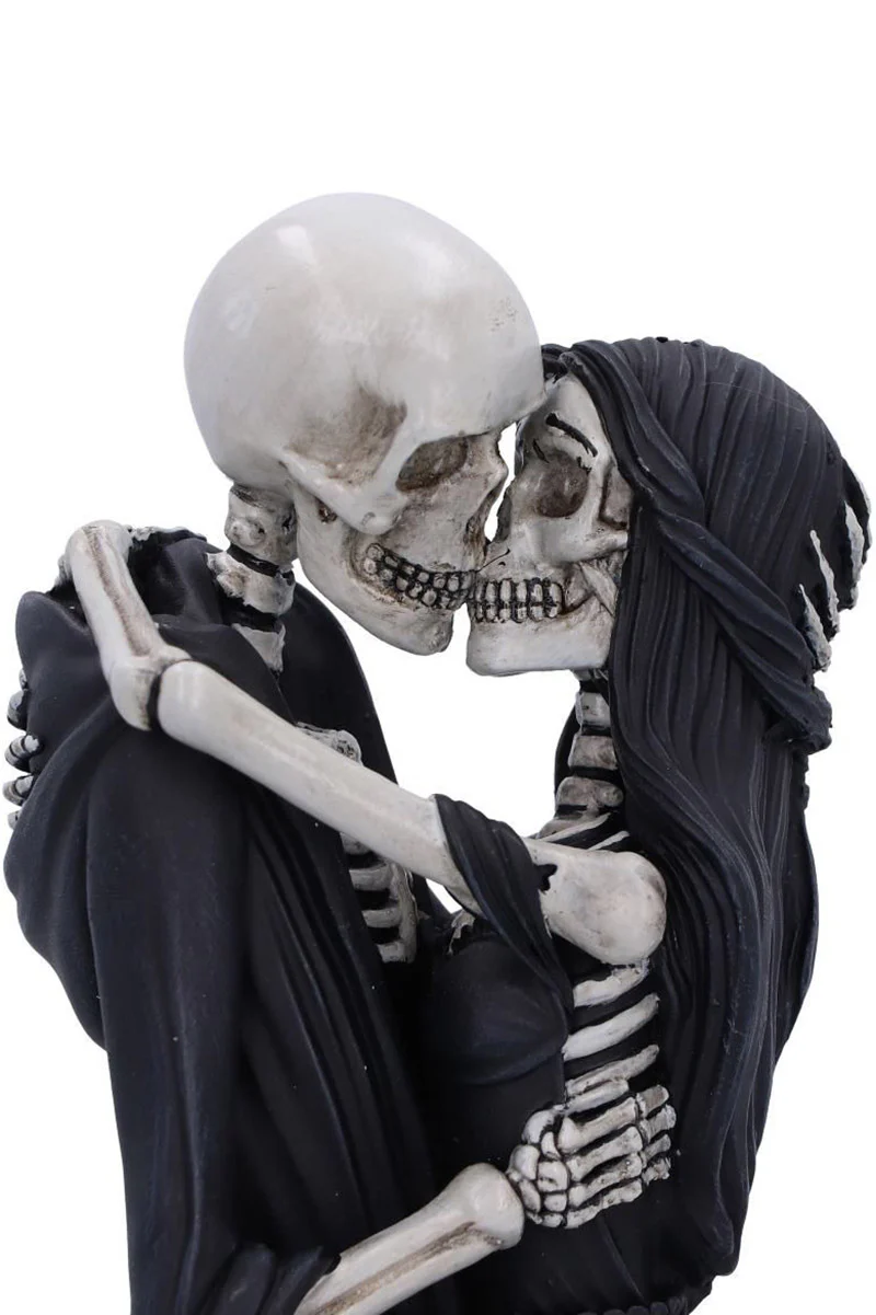 Eternal Kiss Skeleton Figurine - Image 6