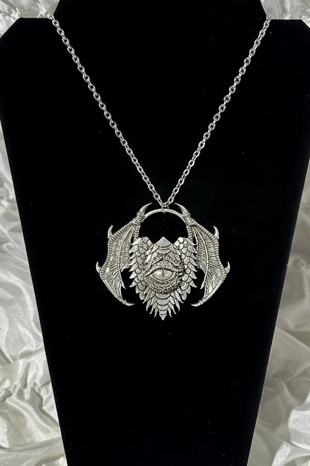 Eye of the Beholder Necklace - Image 3