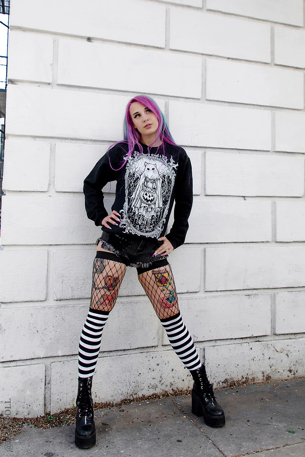 Ghost Kitty Sweatshirt - Image 2