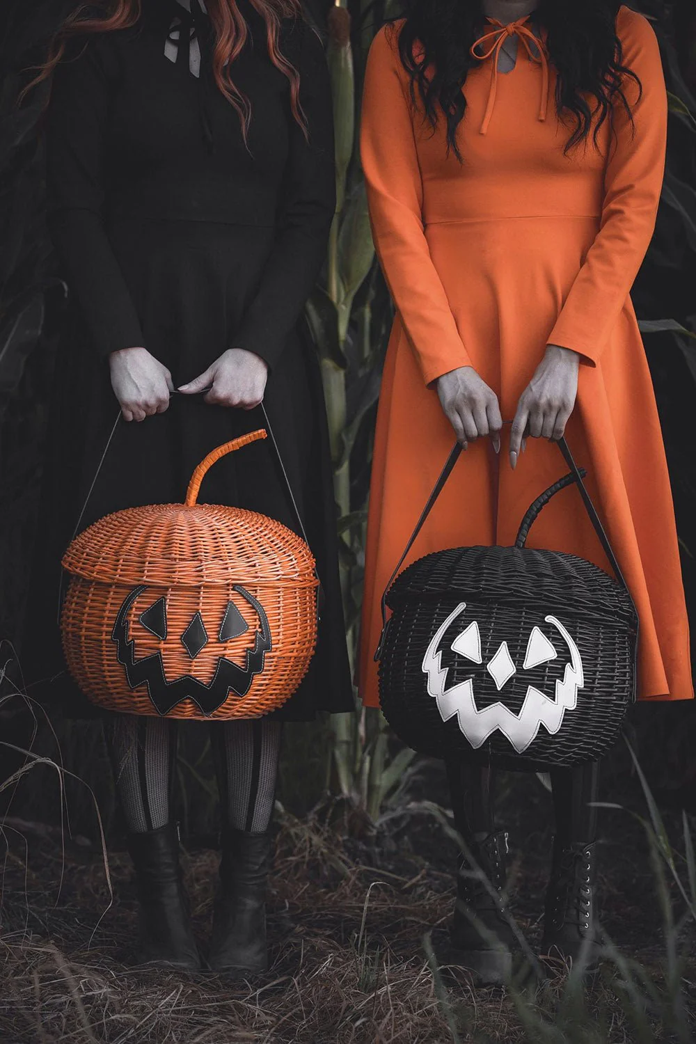 Haunted Hallows Picnic Basket [BLACK] - Image 5