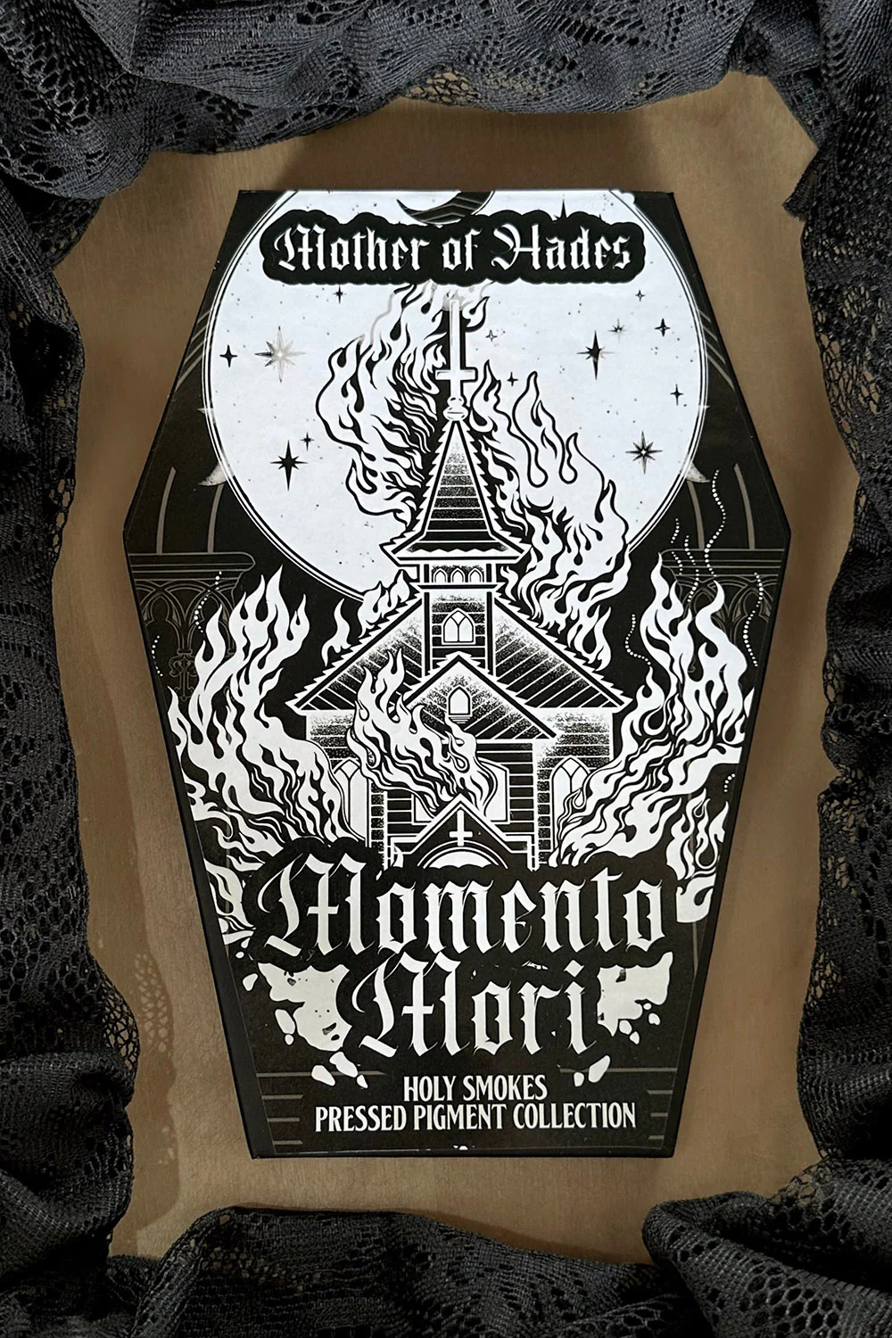 Holy Smokes Coffin Eyeshadow Palette - Image 3