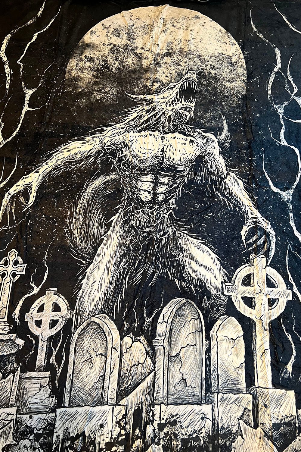 Howl at the Moon Werewolf Throw Blanket - Image 2