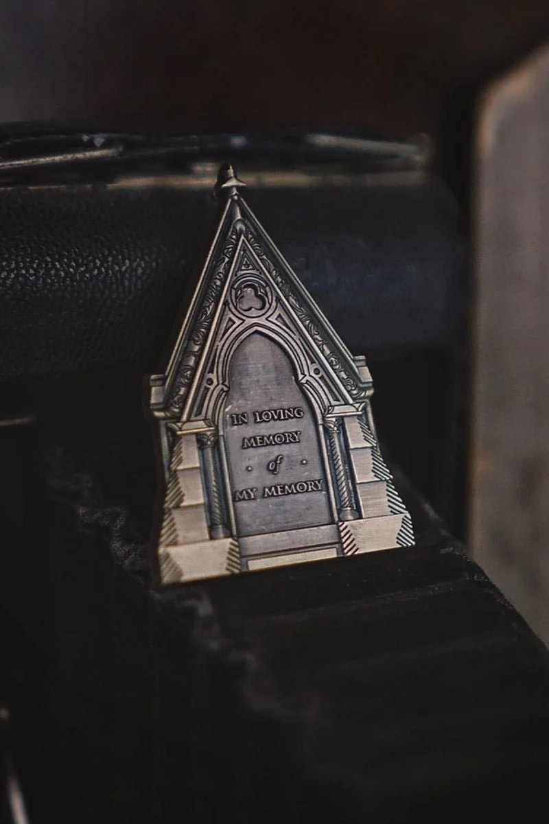 In Memoriam Pin