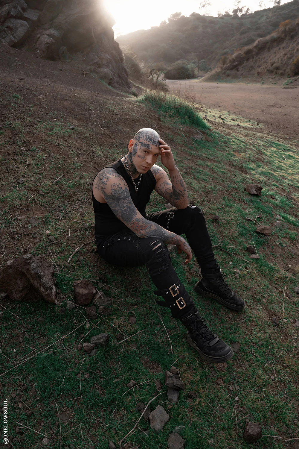 Inquisition Shredded Skinny Jeans [Unisex] - Image 17