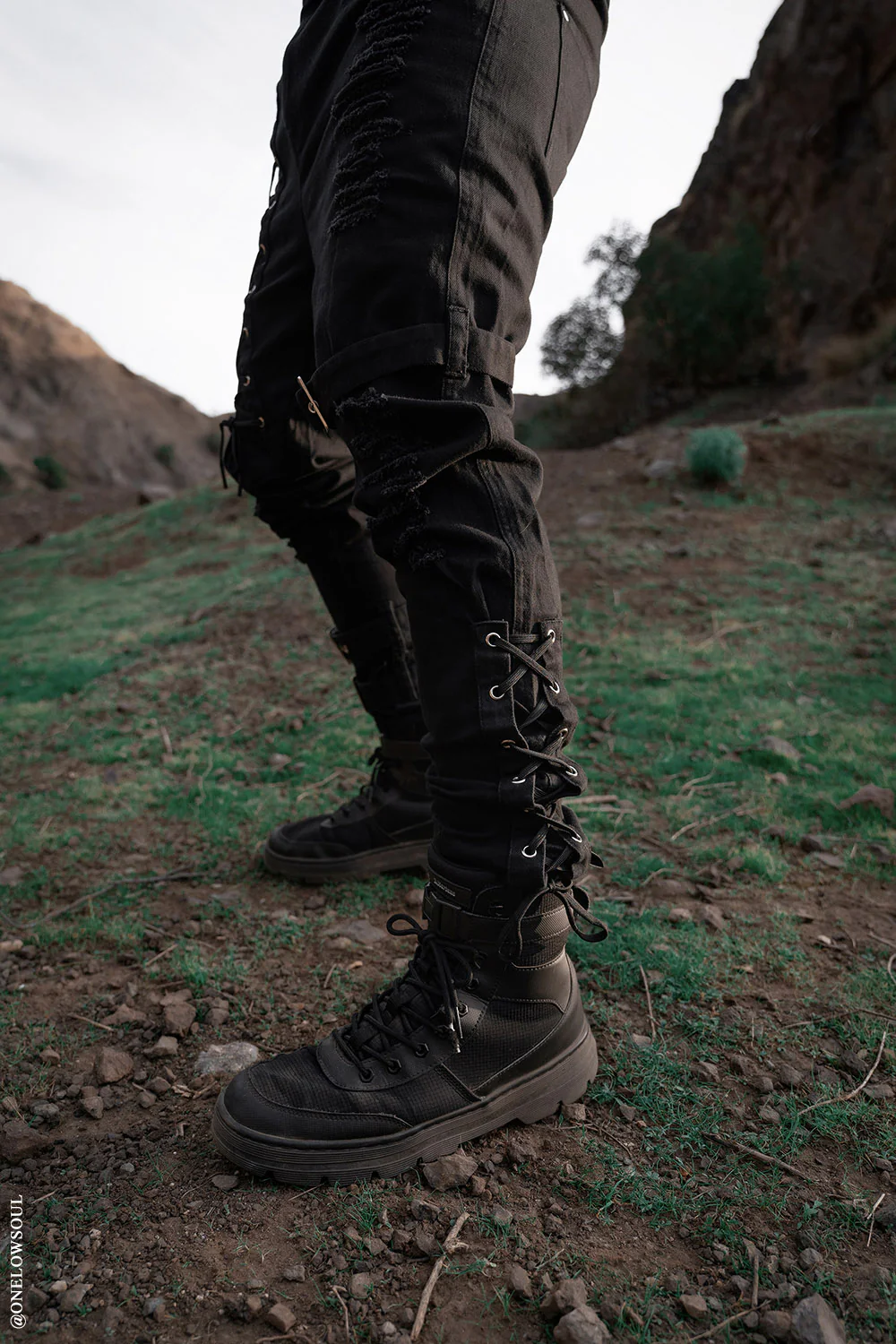 Inquisition Shredded Skinny Jeans [Unisex] - Image 6