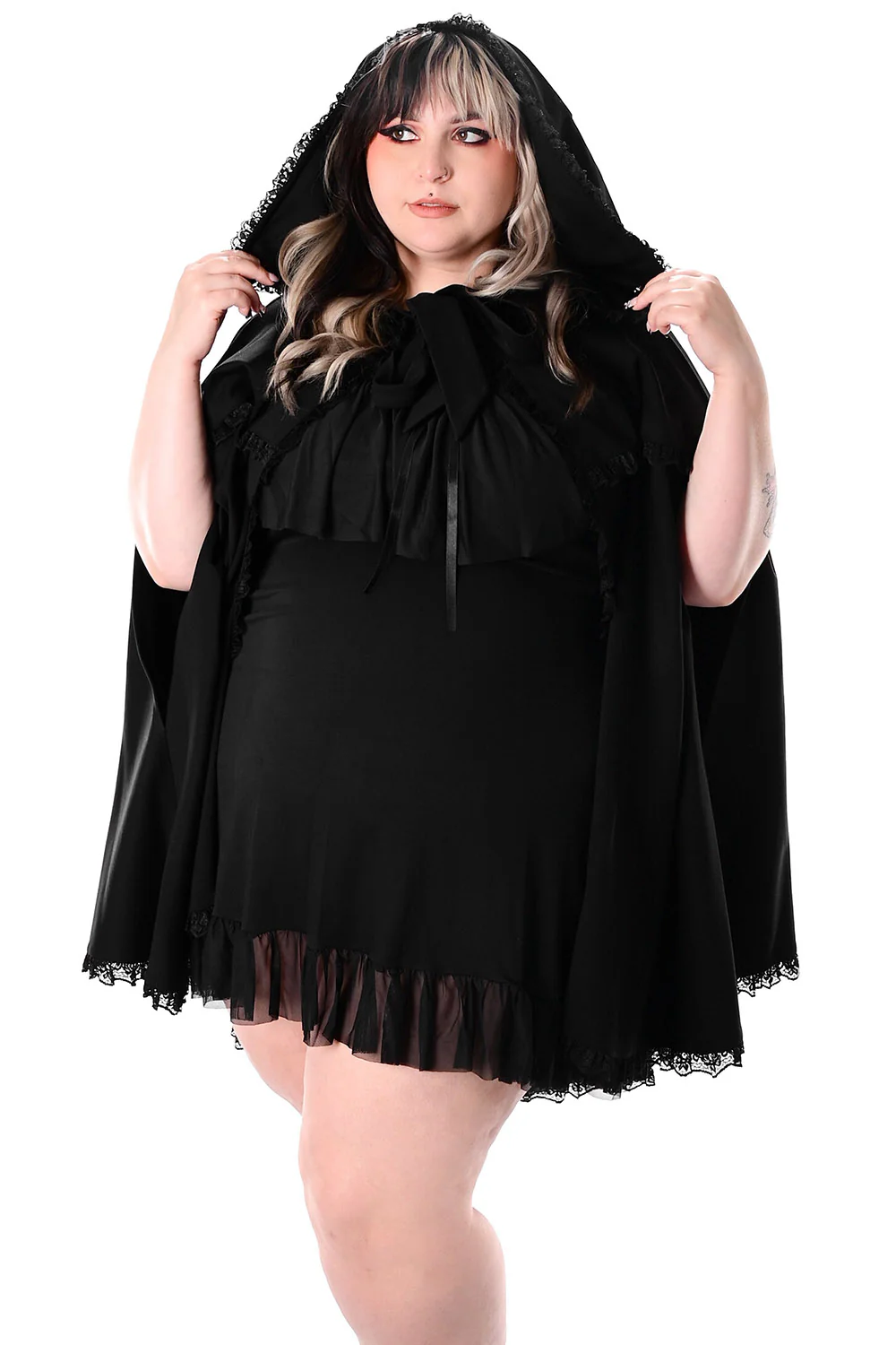 Kiki Lace Trim Cape [No Restocks]