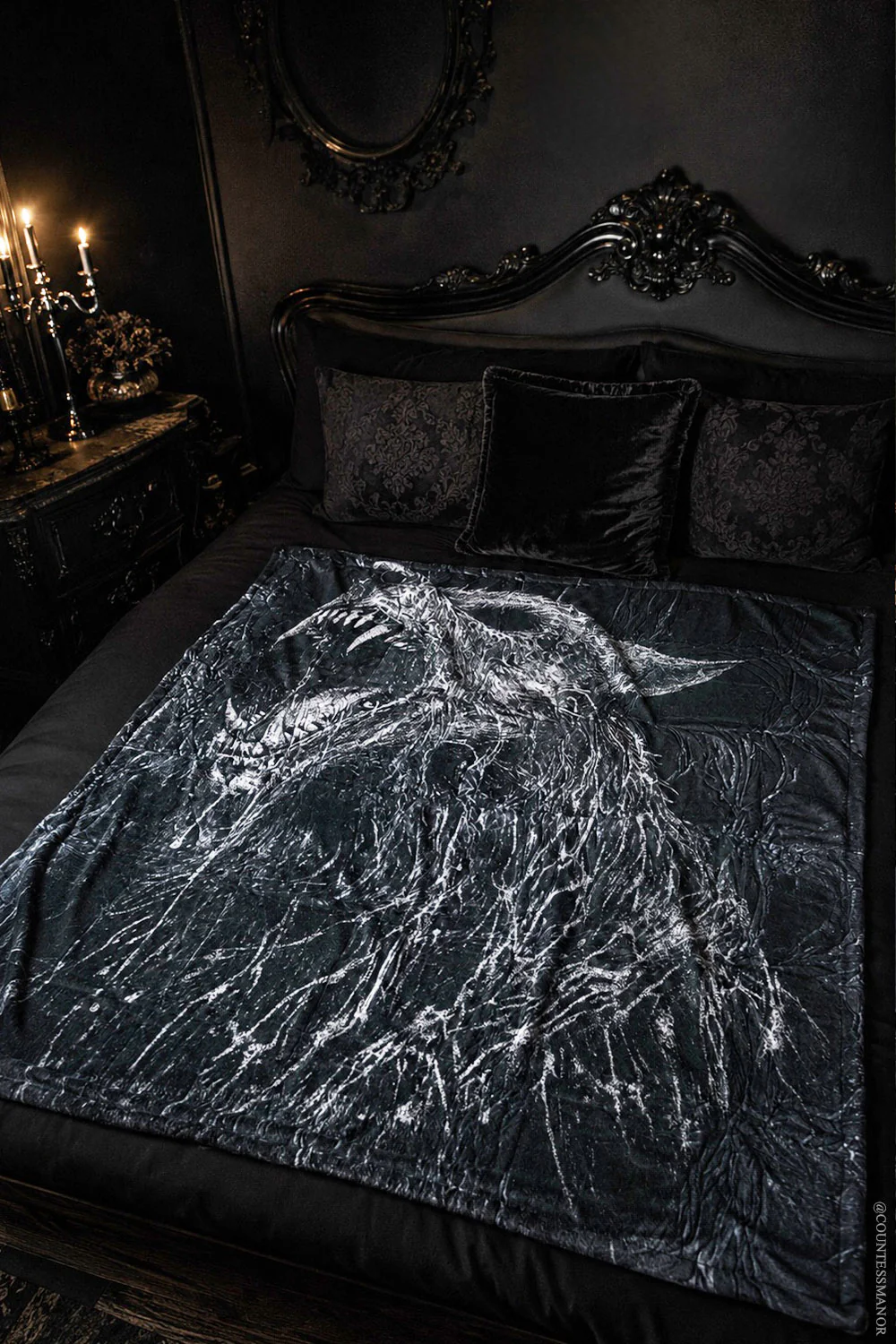 Lycanthrope Throw Blanket - Image 2