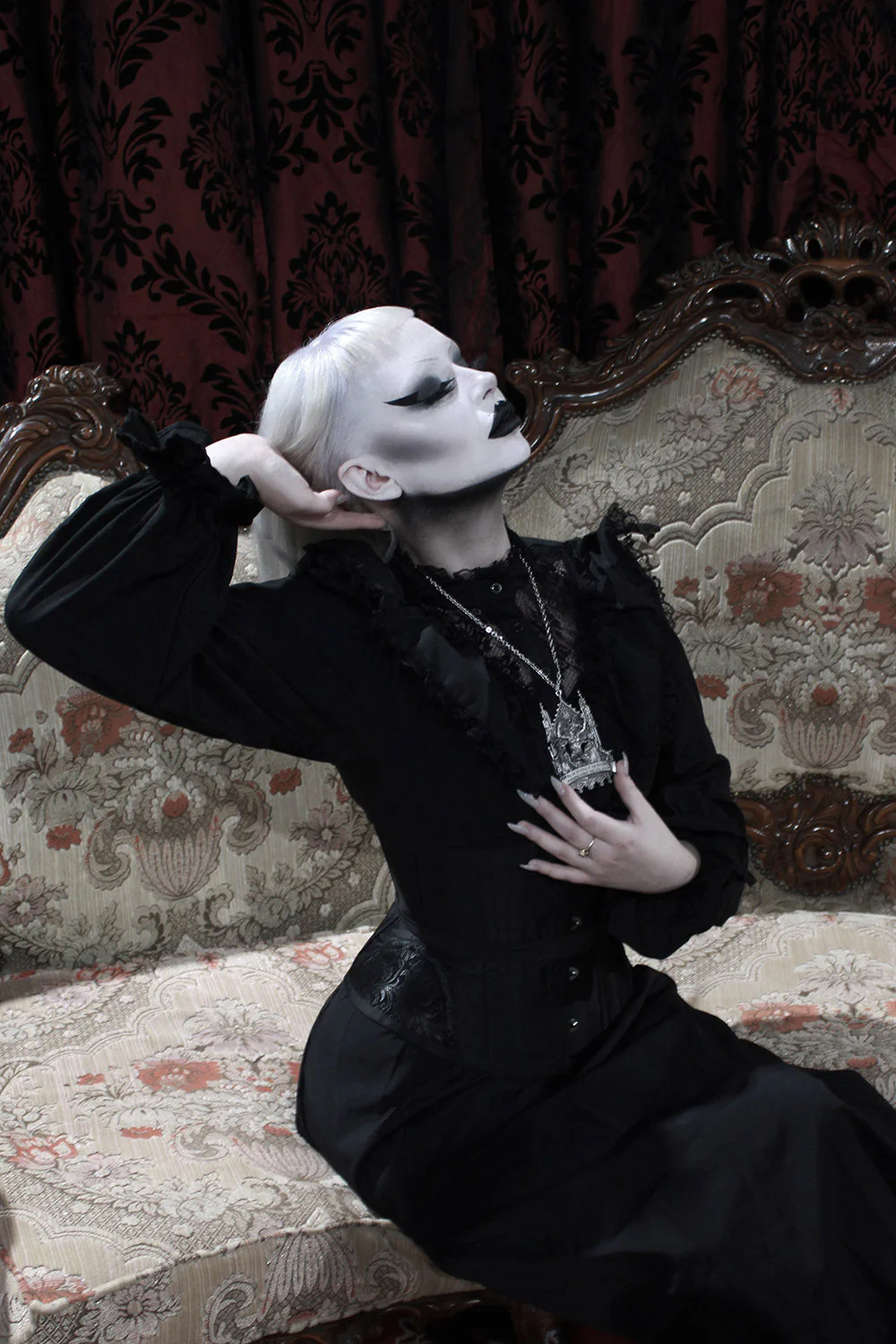 Macbeth Necklace [Mother of Hades x VampireFreaks] - Image 8