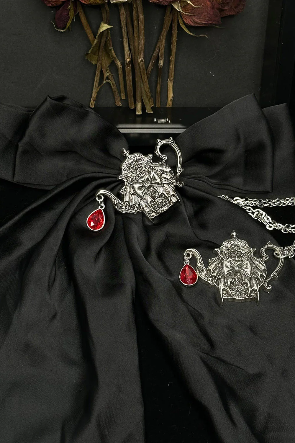 Mad Tea Party: Victorian Teapot Hair Bow and Brooch - Image 5
