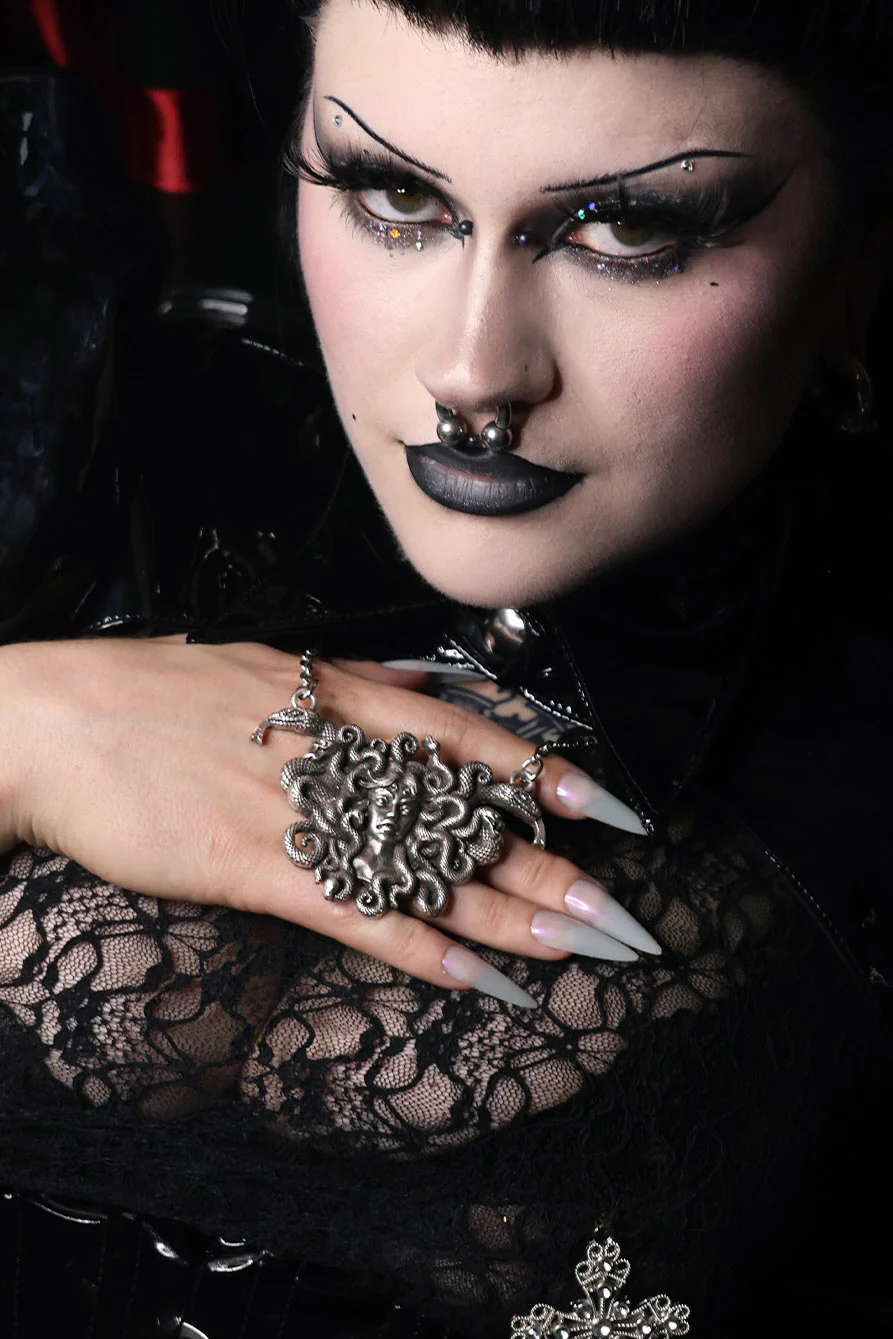 Medusa Necklace [Mother of Hades x VampireFreaks] - Image 2