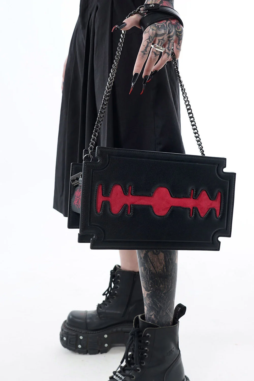 Midnight Masquerade Razor Blade Bag - Image 5