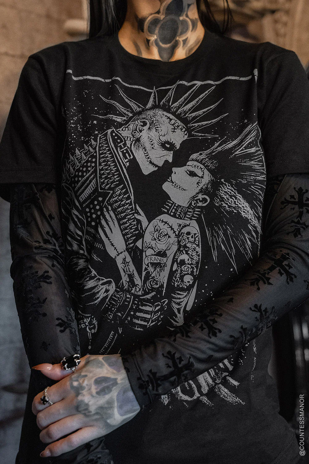 Monster Love: Frankenstein & Bride T-shirt [Graveyard Gray] - Image 2
