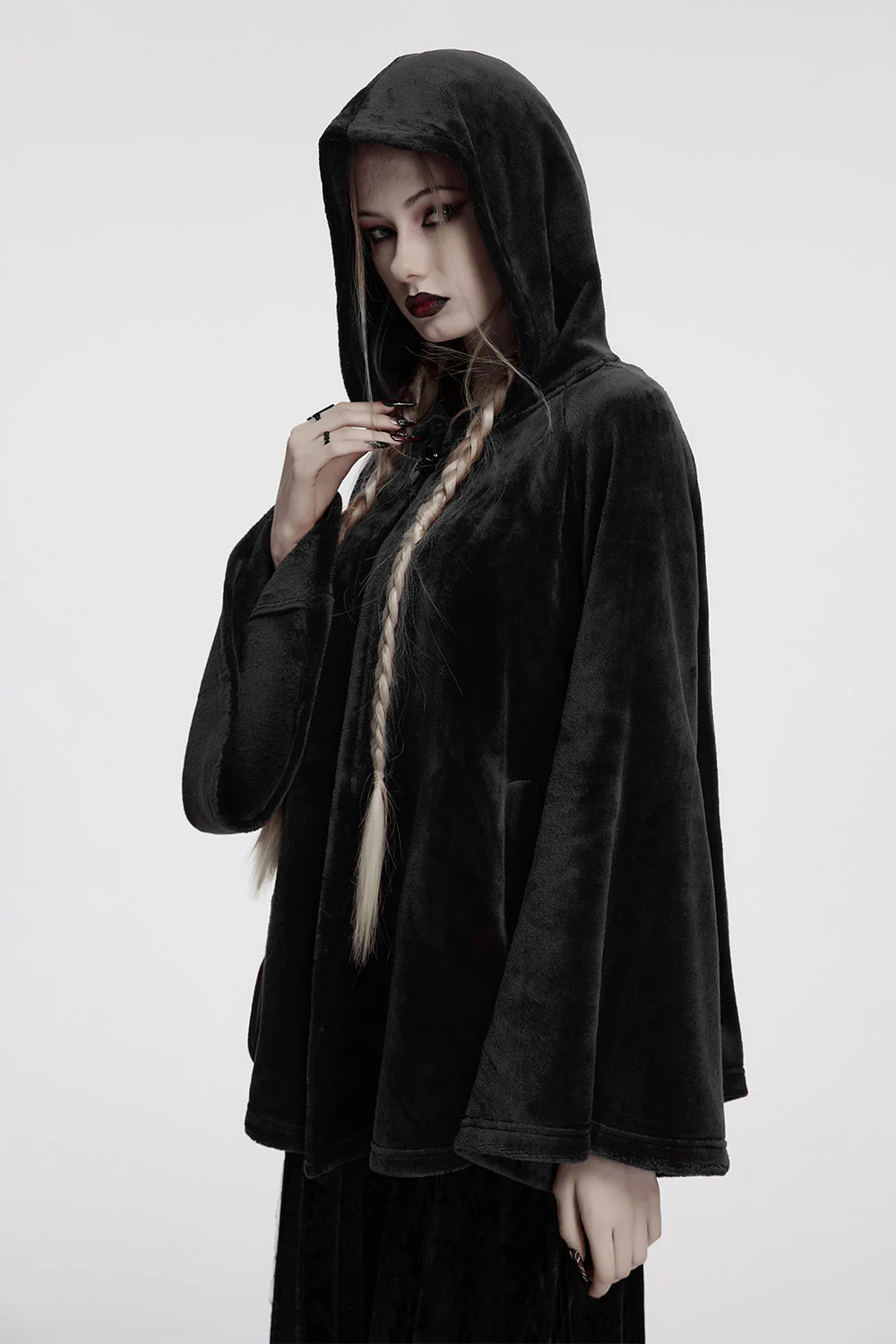 Moon Witch Crescent Cloak - Image 4