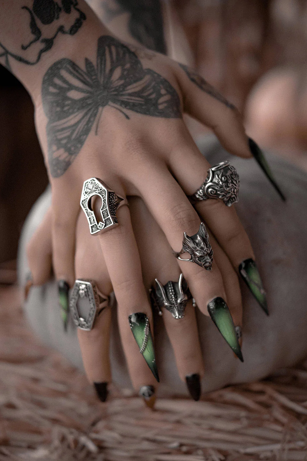 Nightflyer Ring - Image 14