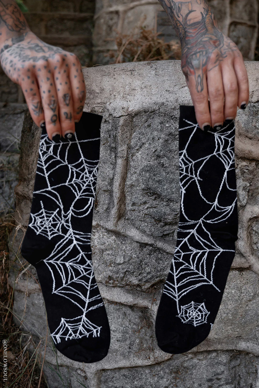 Nightweave Spiderweb Socks