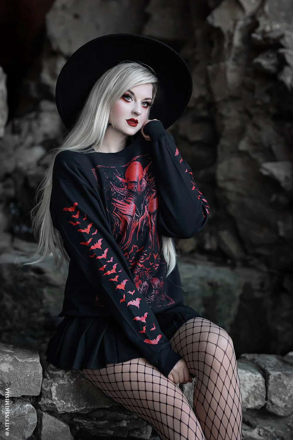 Nosferatu Sweatshirt w/ Red Bat Sleeves - Image 4