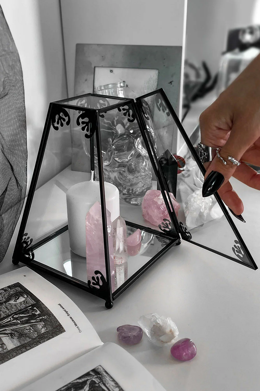 Nova Glass Display Case - Image 2