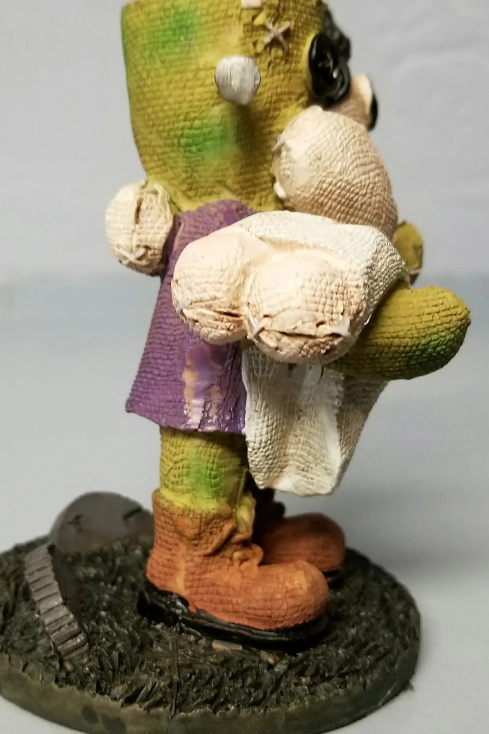 Pinheads Dead Wedding Bride & Frankenstein Statue - Image 4