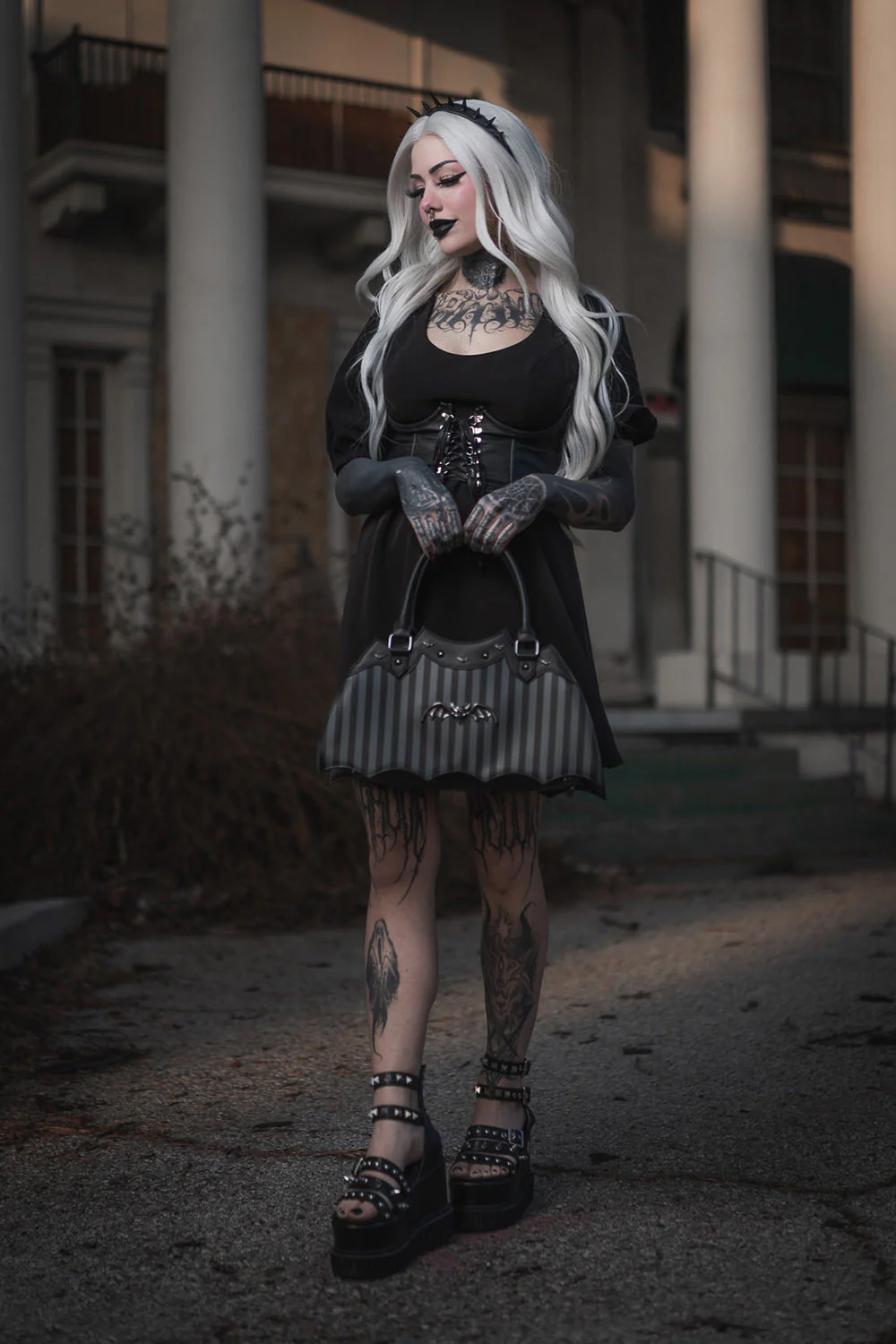 Pinstripe Bat Handbag - Image 7