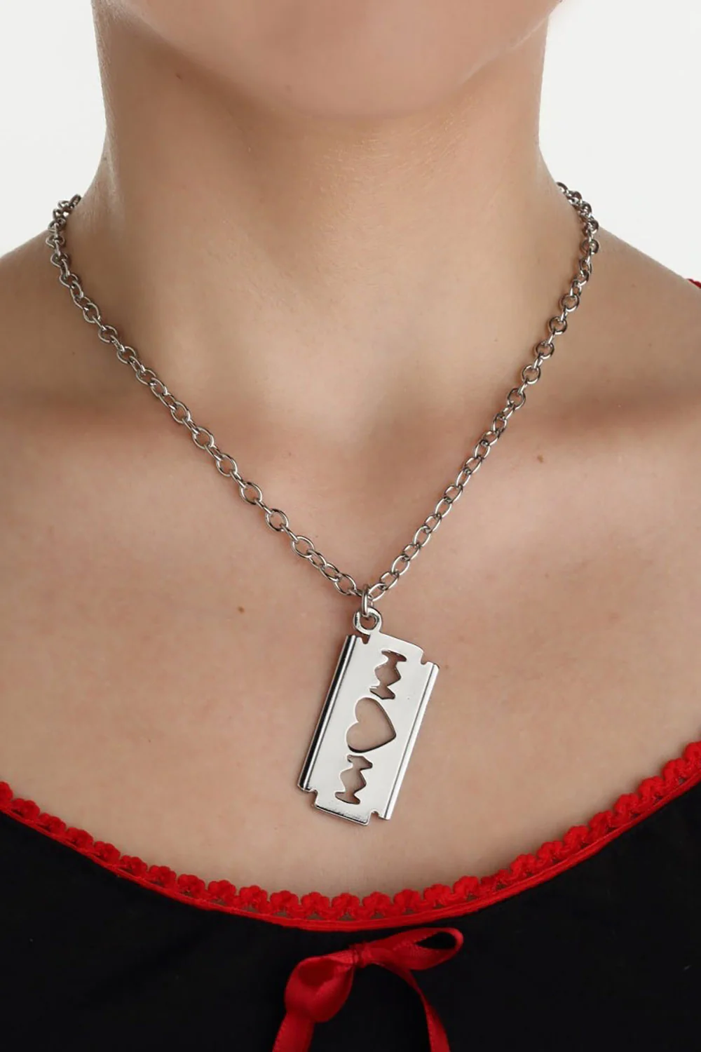 Razor Heart Pendant - Image 2