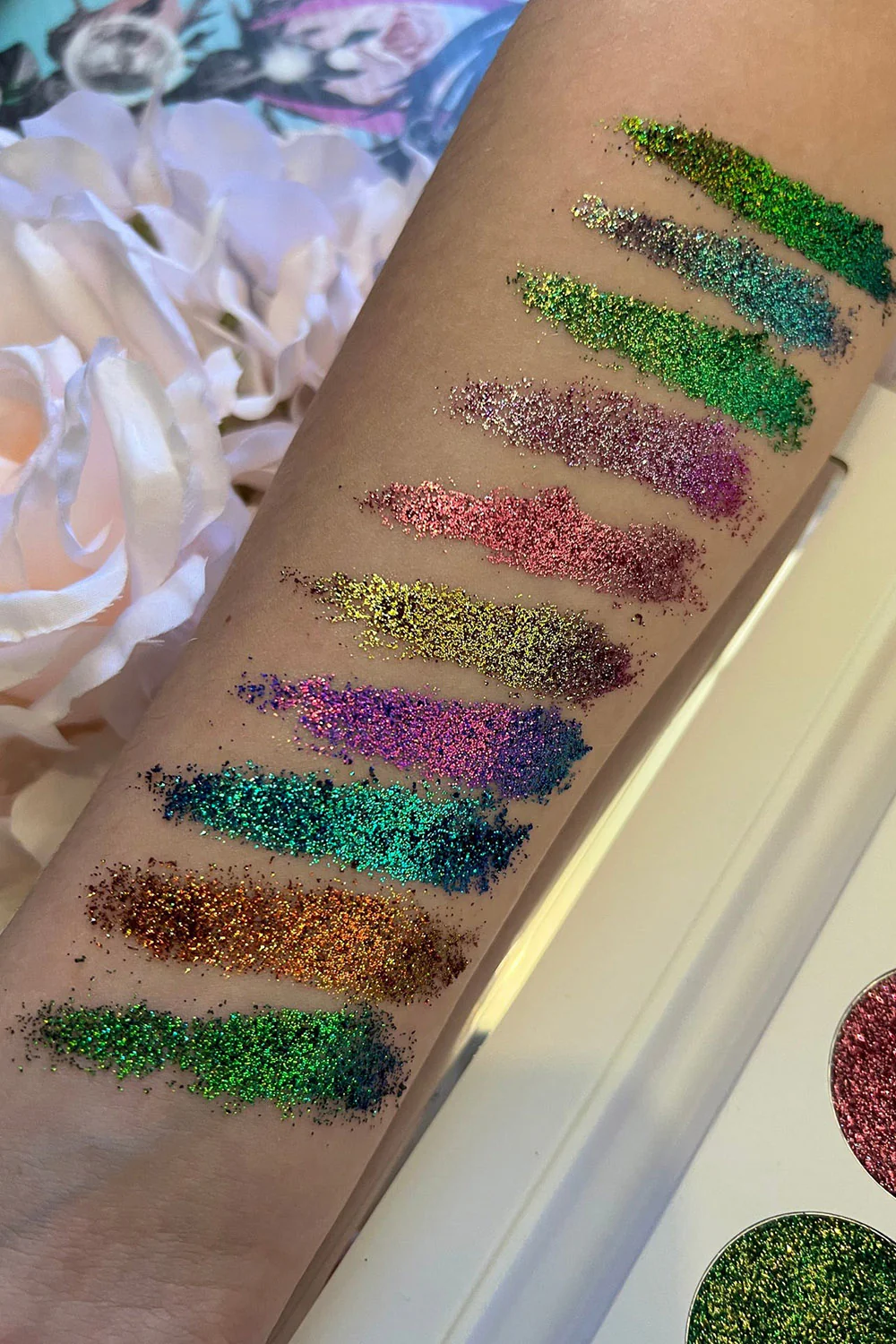 Return To Atlantis Chrome Glitter Palette - Image 6