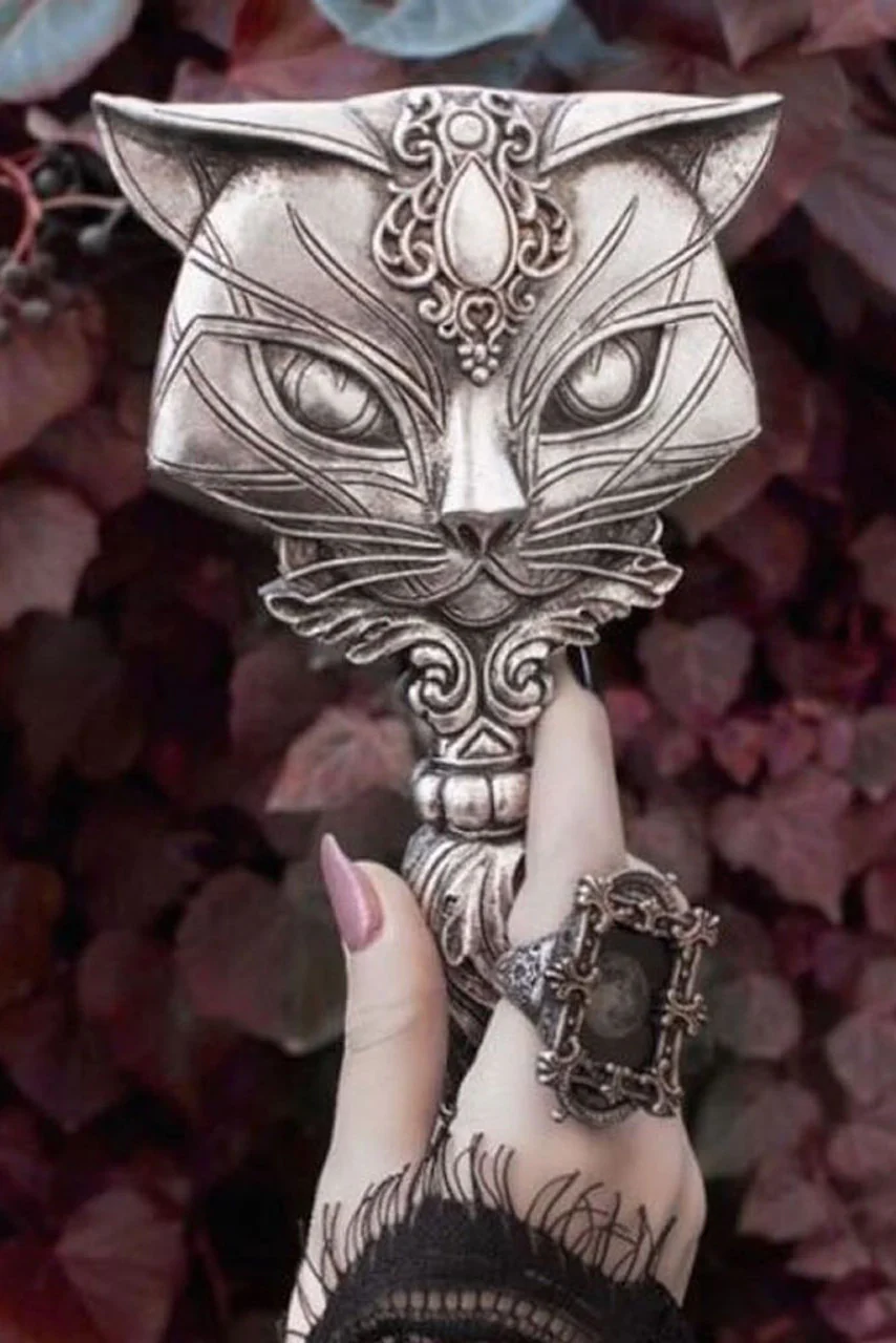 Sacred Cat Hand Mirror [Silver] - Image 4