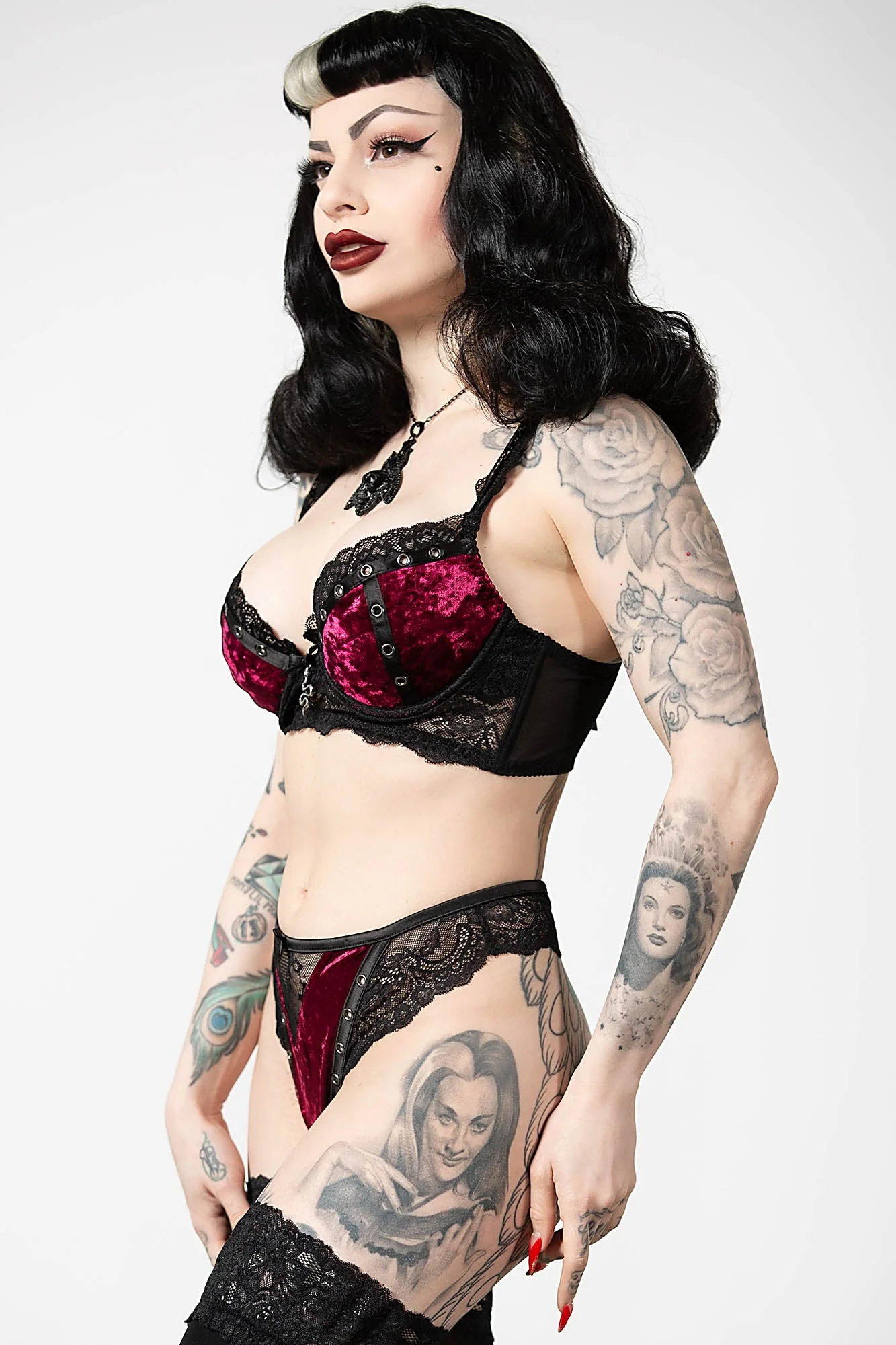Sacred Spirits Velvet Bralet [BLOOD] - Image 3