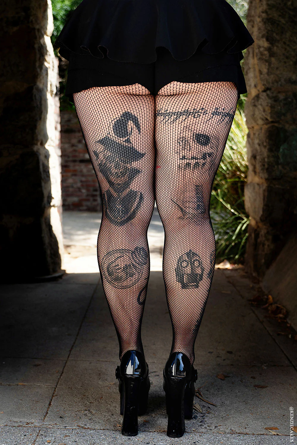 Skeleton Fishnet Tights - Image 4