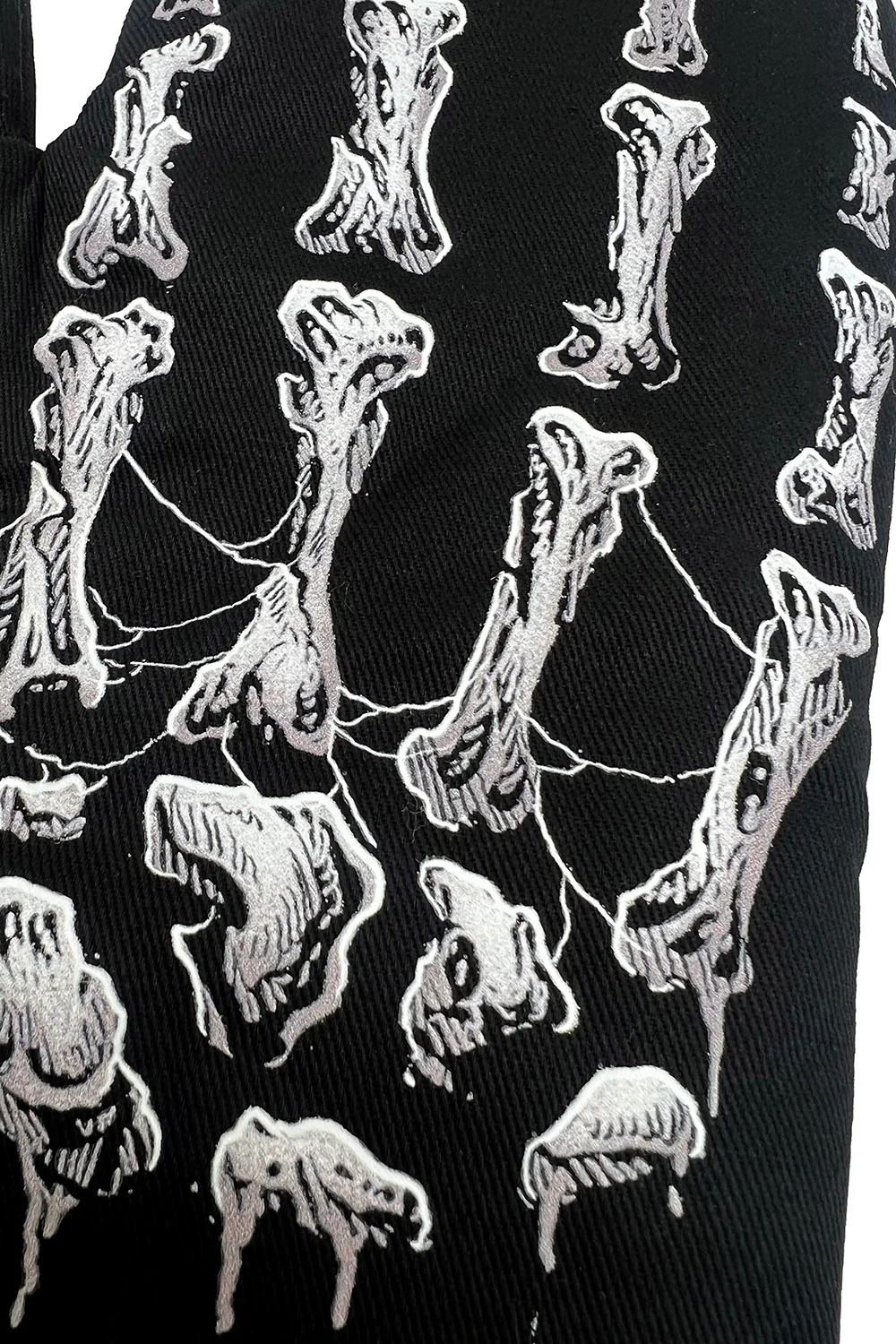 Skeleton Hand Oven Mitts [Set of 2] - Image 9
