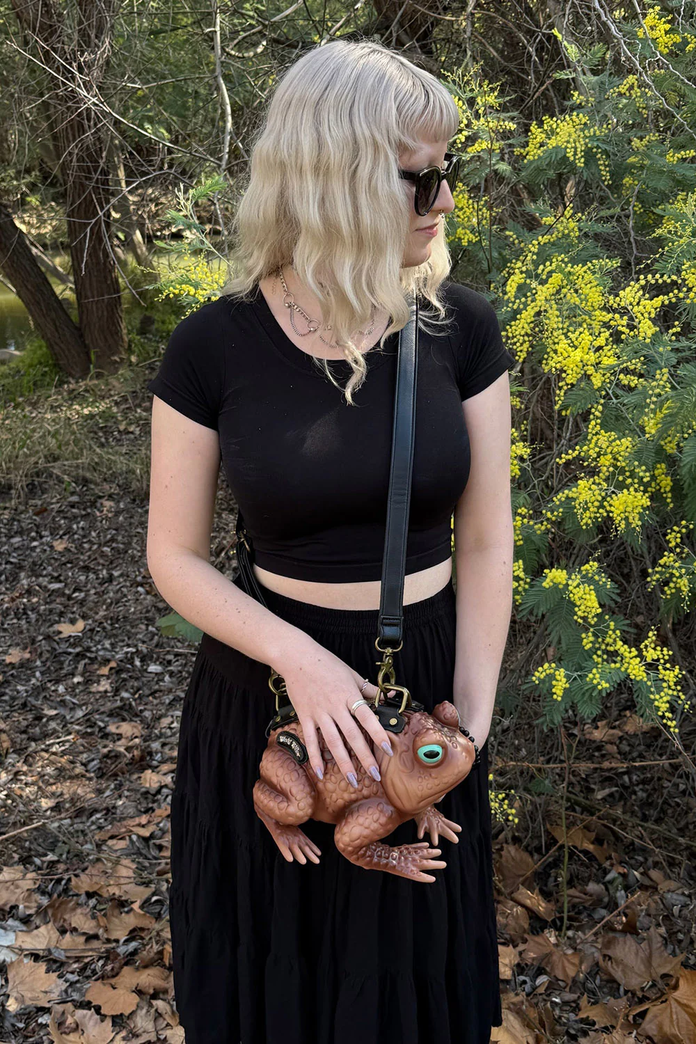 Tan Toad Bag - Image 3
