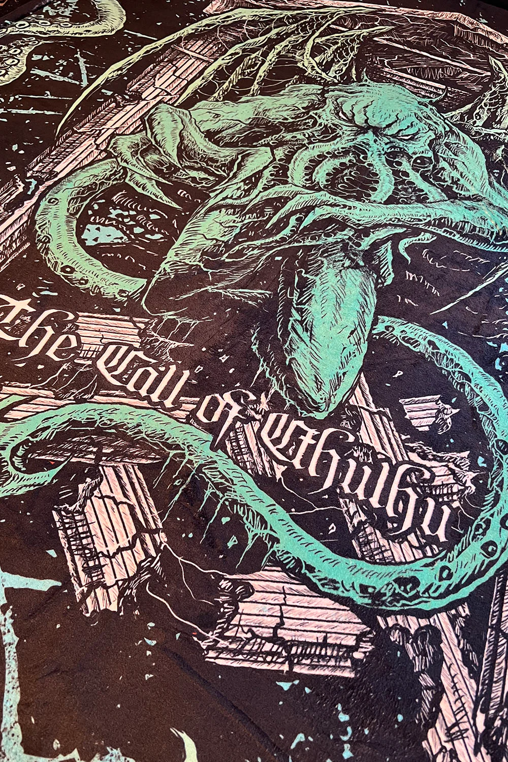 The Call of Cthulhu Throw Blanket - Image 5